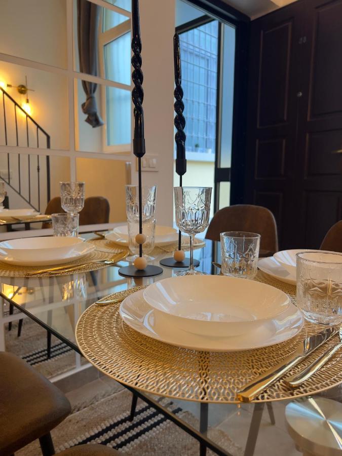 Regina Milano In Porta Romana 3 - Sky Tv, Wifi & Breakfast Box Appartement Buitenkant foto