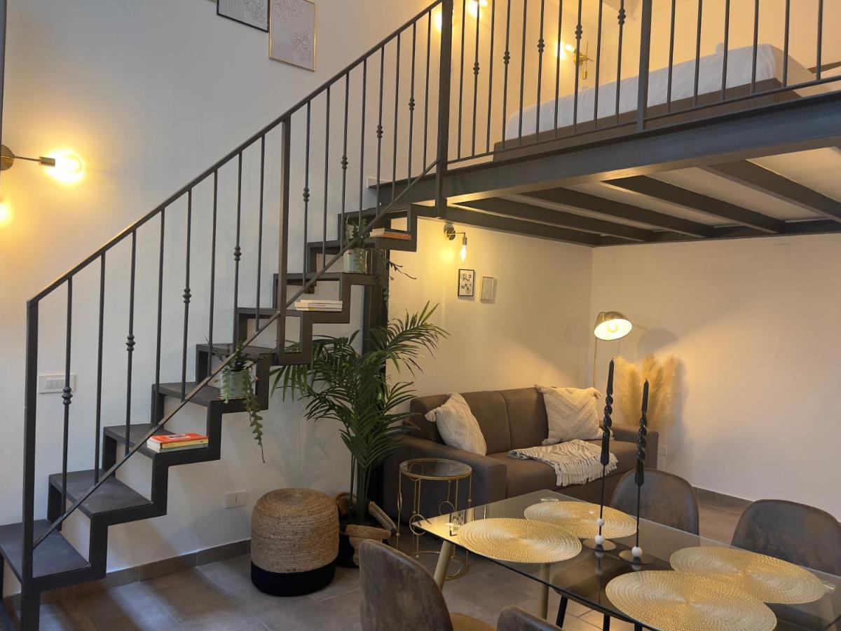 Regina Milano In Porta Romana 3 - Sky Tv, Wifi & Breakfast Box Appartement Buitenkant foto